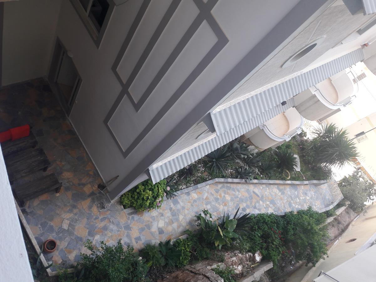 Paradiso Apartments Sarandë Exteriör bild
