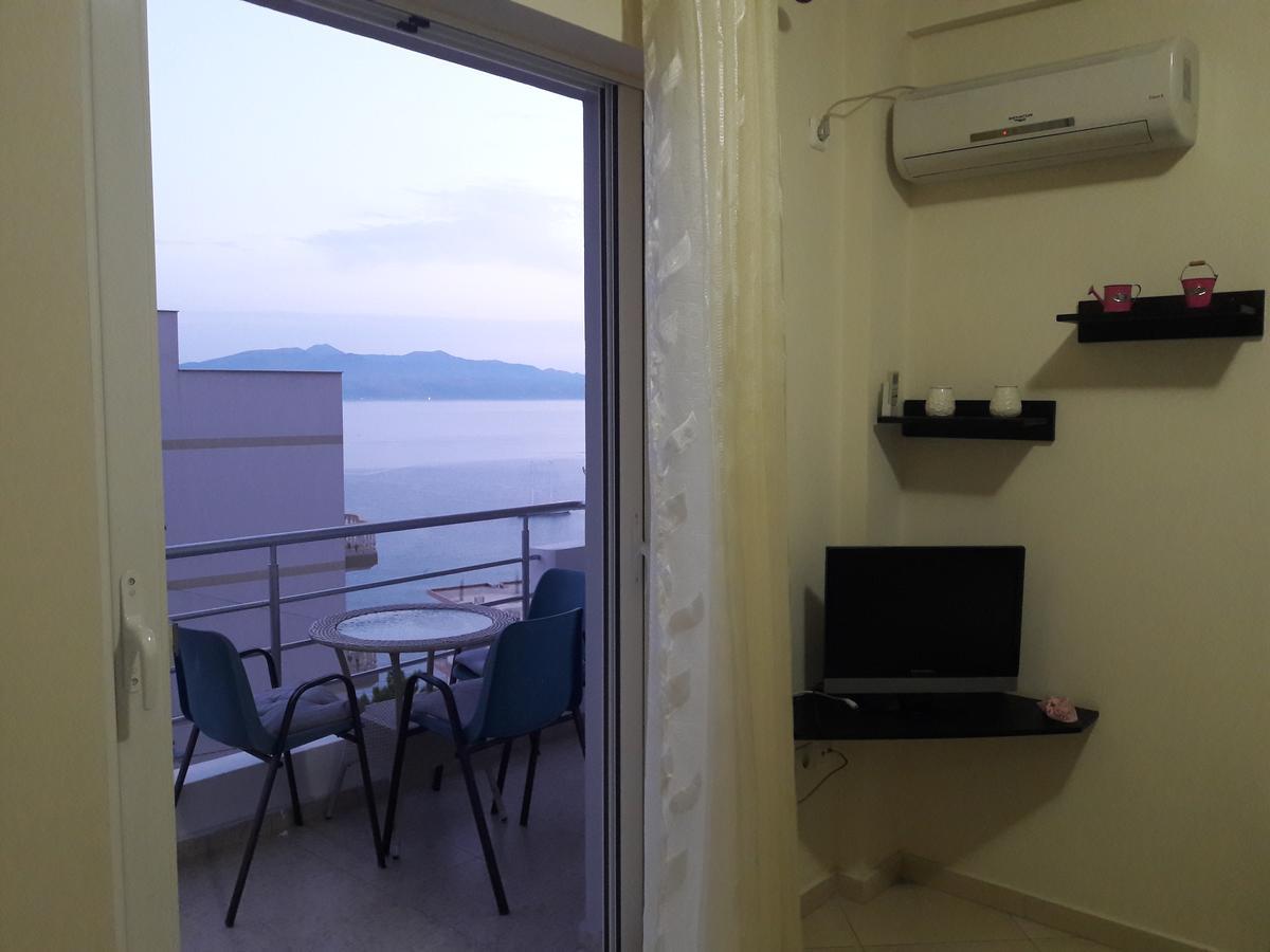 Paradiso Apartments Sarandë Exteriör bild